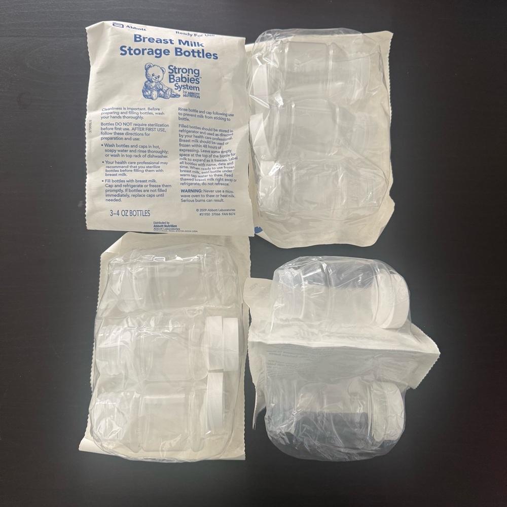 Abbott breast milk storage bottles - 4 oz